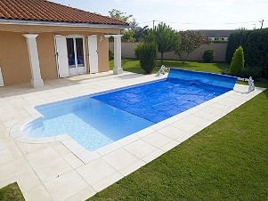 Bache � bulles pour piscine