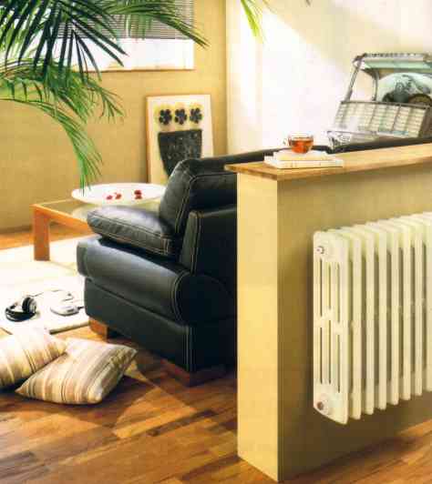 Radiateur en fonte à façade lisse